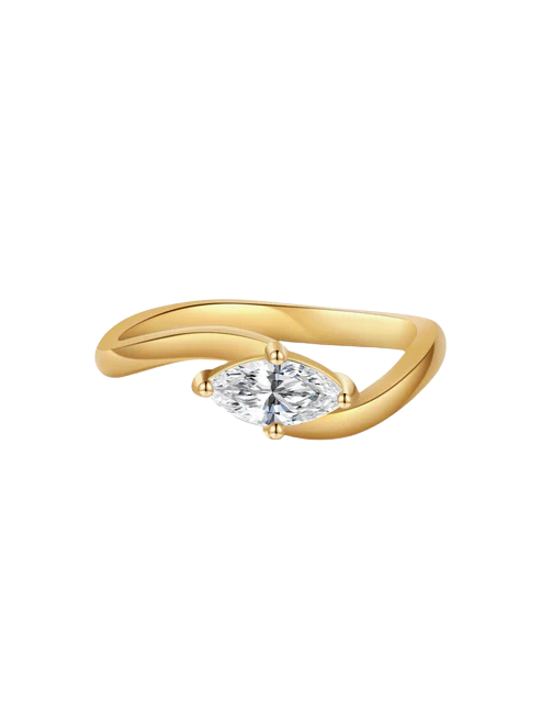 Calista Twisted Elegance Band Ring