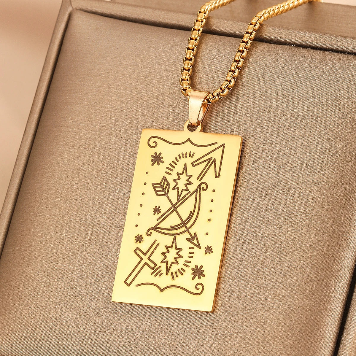 GOLDEN TAROT CARD NECKLACE