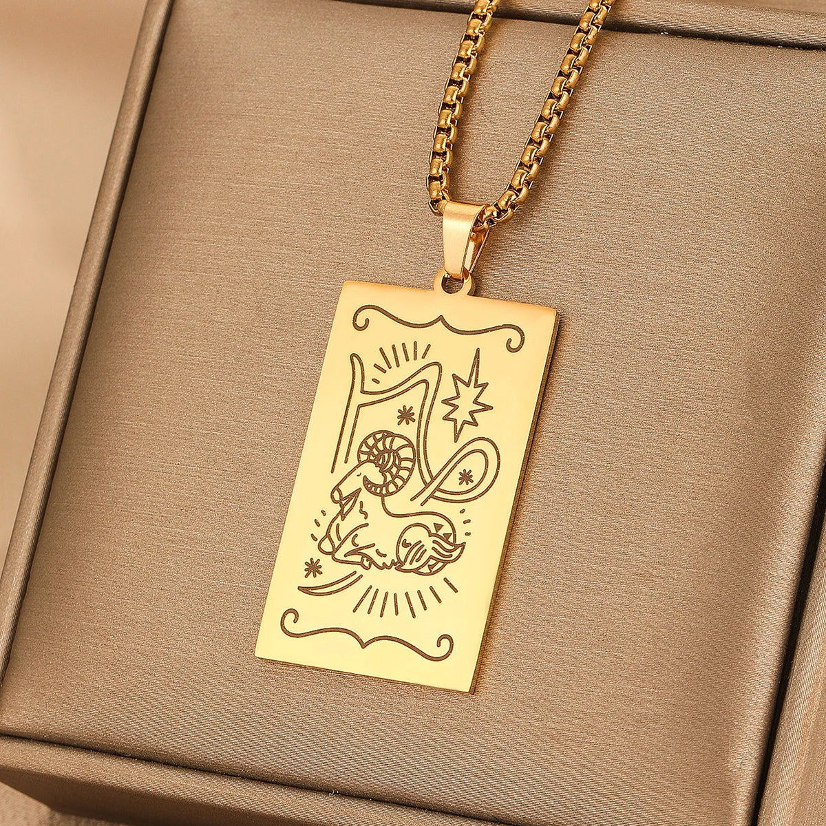 GOLDEN TAROT CARD NECKLACE