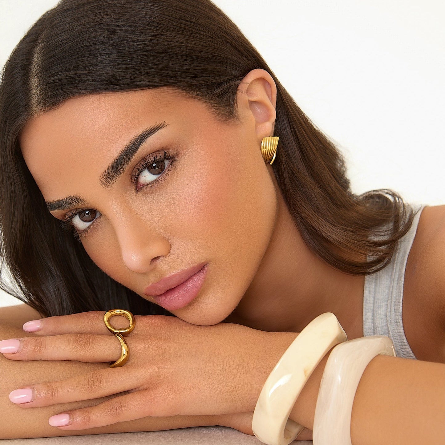 CURVED RING - GOLD
