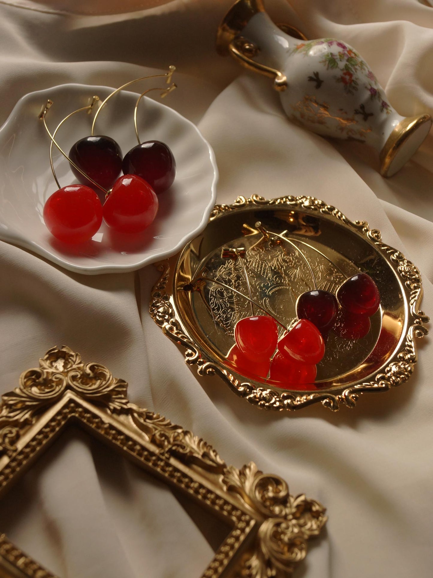 CHERRY EARRINGS
