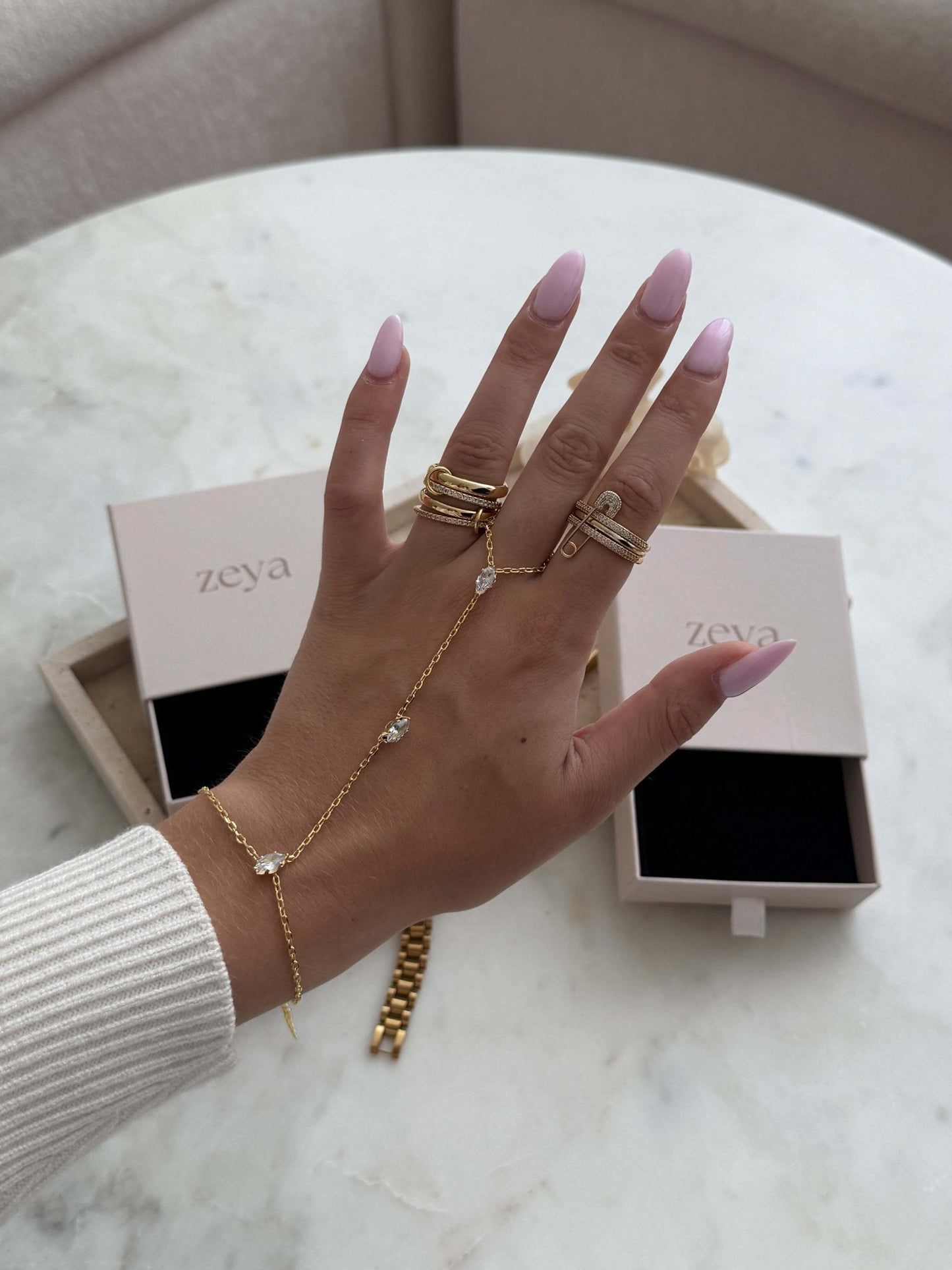 Marquise Zirconia Link Hand Chain